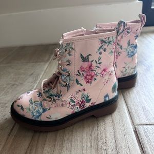 Primark flowery boots